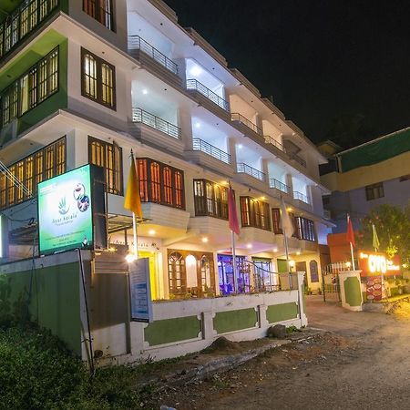 Surya Beach Resort Kovalam Exteriör bild