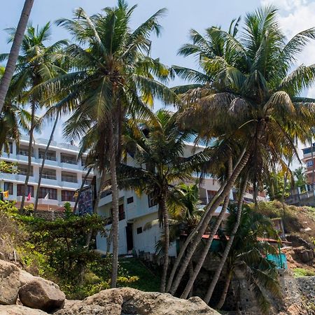 Surya Beach Resort Kovalam Exteriör bild